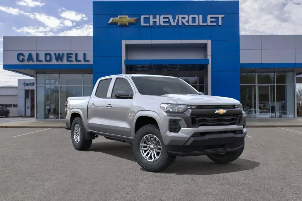 2025 Chevrolet Colorado Work Truck LT photo 1