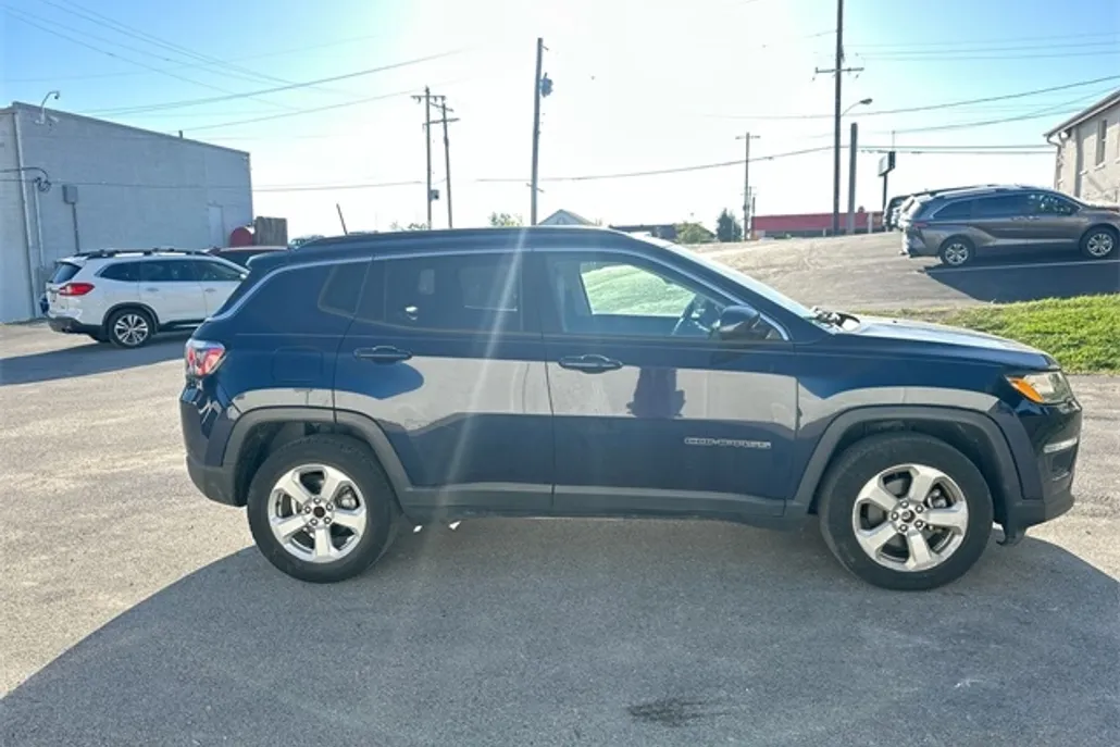 2018 Jeep Compass Latitude photo 1