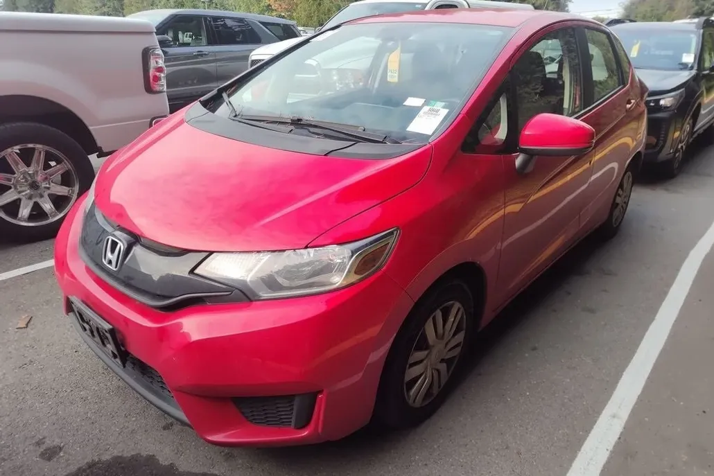 2016 Honda Fit LX photo 1