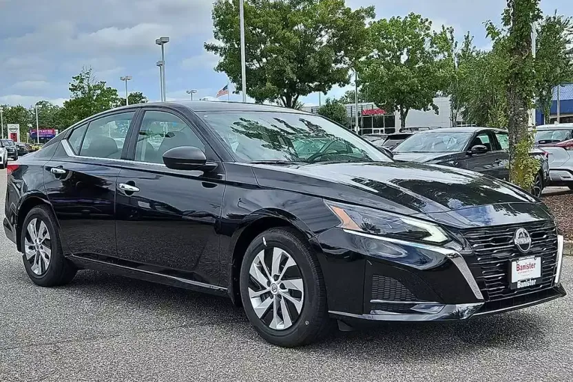 2025 Nissan Altima 2.5 S photo 1