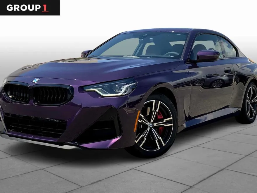 2025 Bmw 230i xDrive photo 1