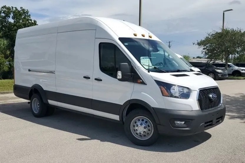 2024 Ford Transit photo 1