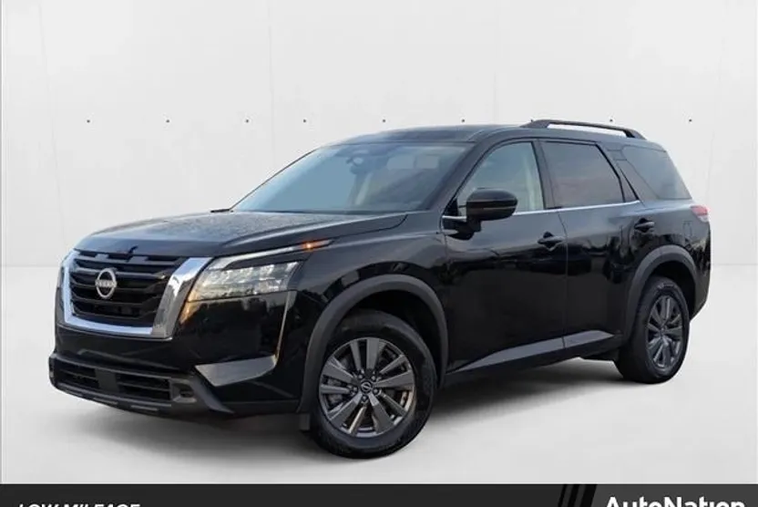 2024 Nissan Pathfinder SV photo 1