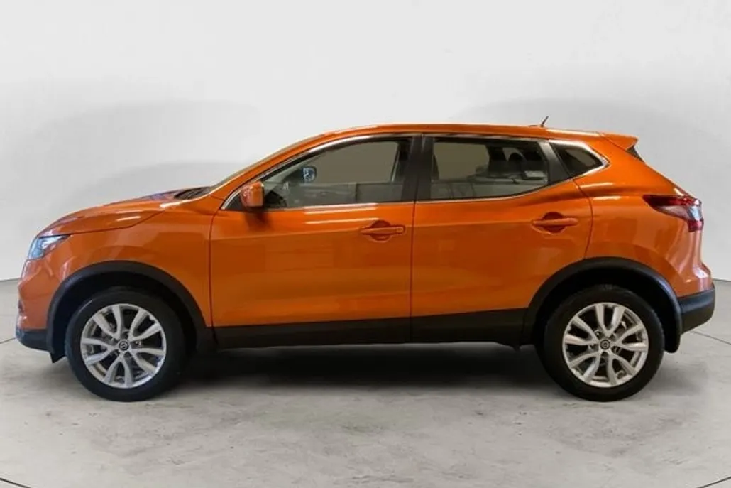 2022 Nissan Rogue Sport S photo 1
