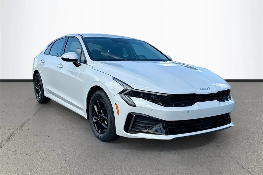 2026 Kia K5 LXS photo 1