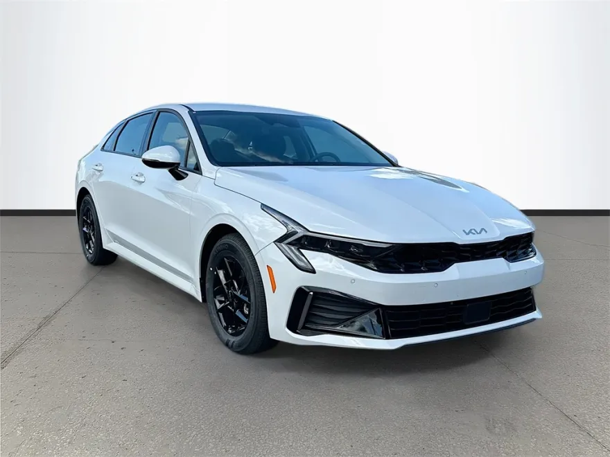 2026 Kia K5 LXS photo 1