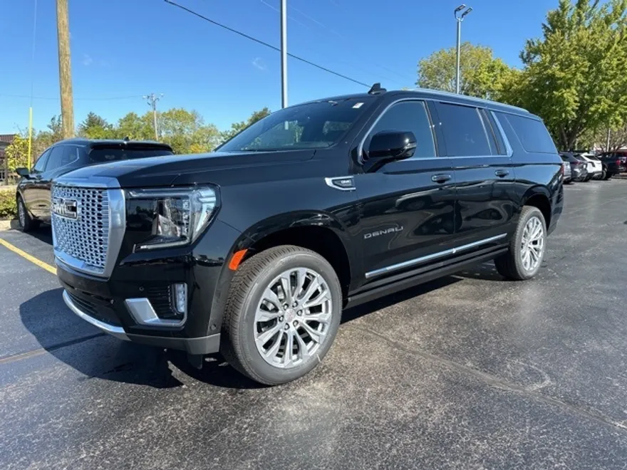 2024 Gmc Yukon XL Denali photo 1