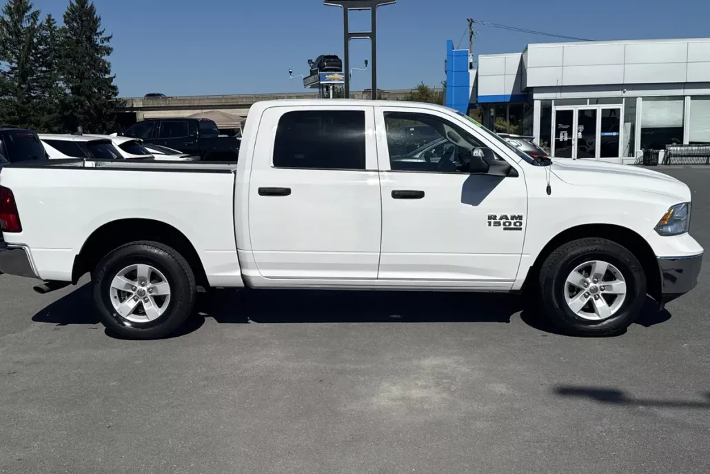 2023 Ram 1500 Classic SLT photo 1