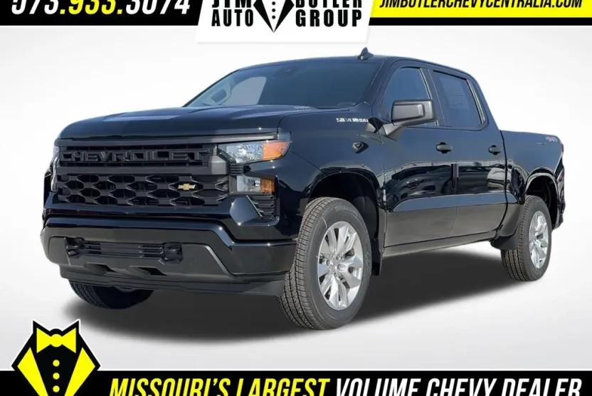 2025 Chevrolet Silverado 1500 Custom photo 1