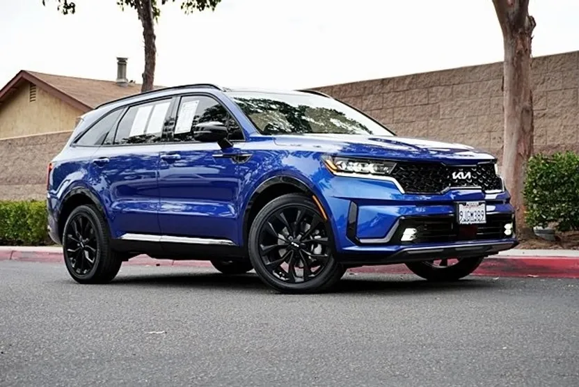 2023 Kia Sorento SX photo 1