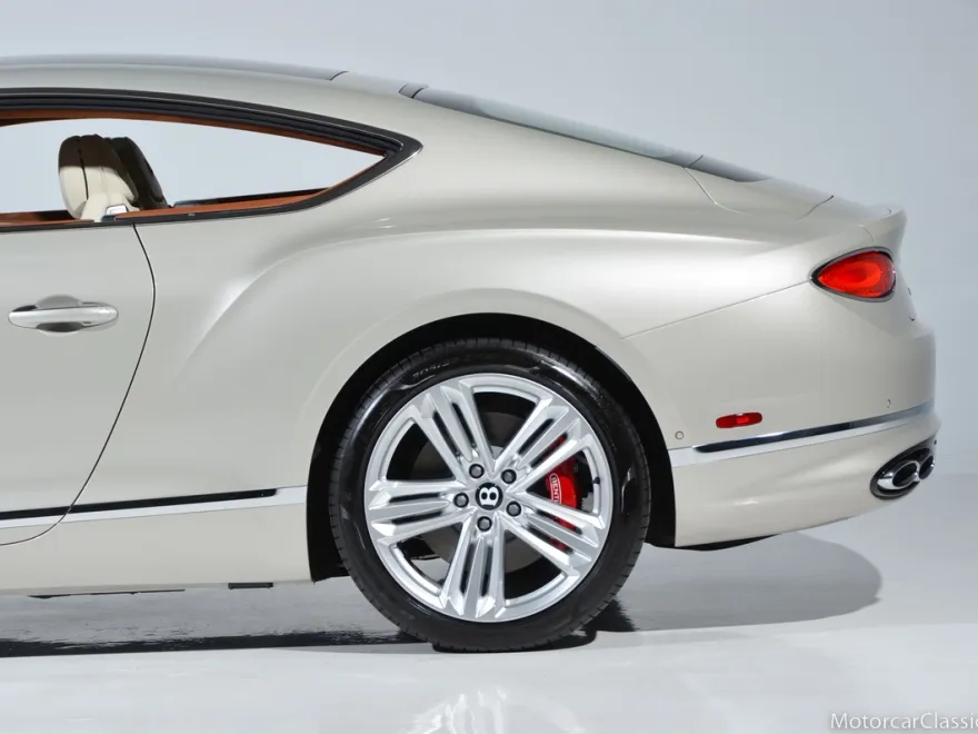 2022 Bentley Continental V8 photo 17