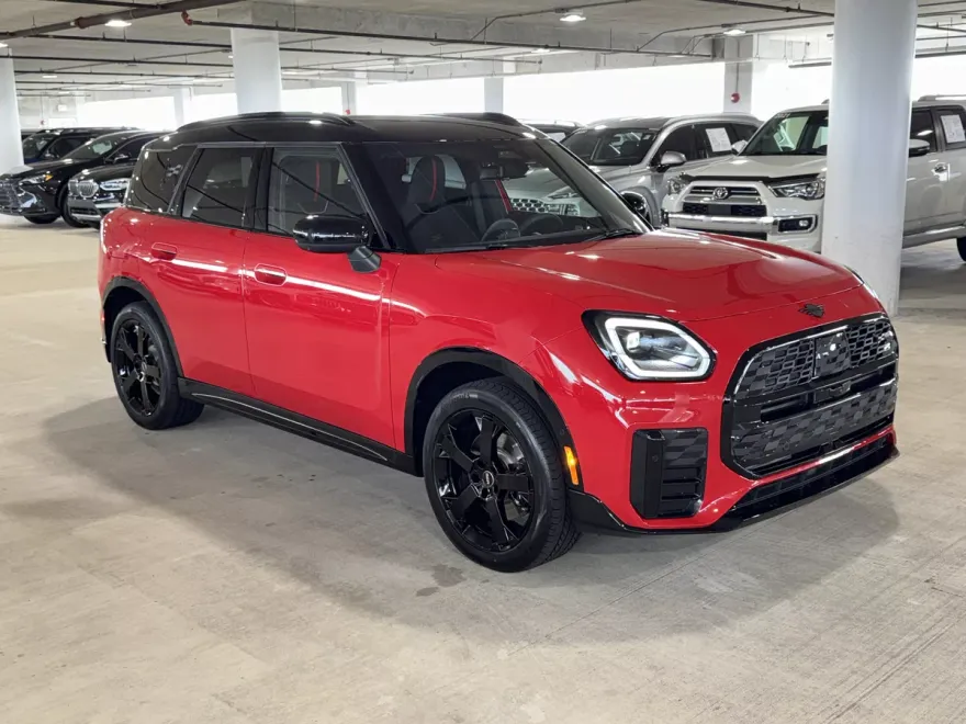 2026 Mini Countryman Iconic ALL4 photo 1