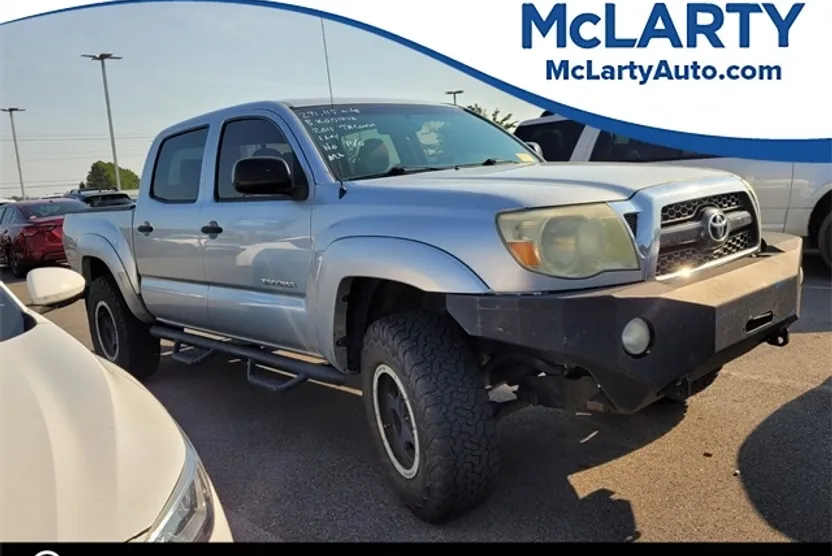 2011 Toyota Tacoma Double Cab V6 PreRunner photo 1