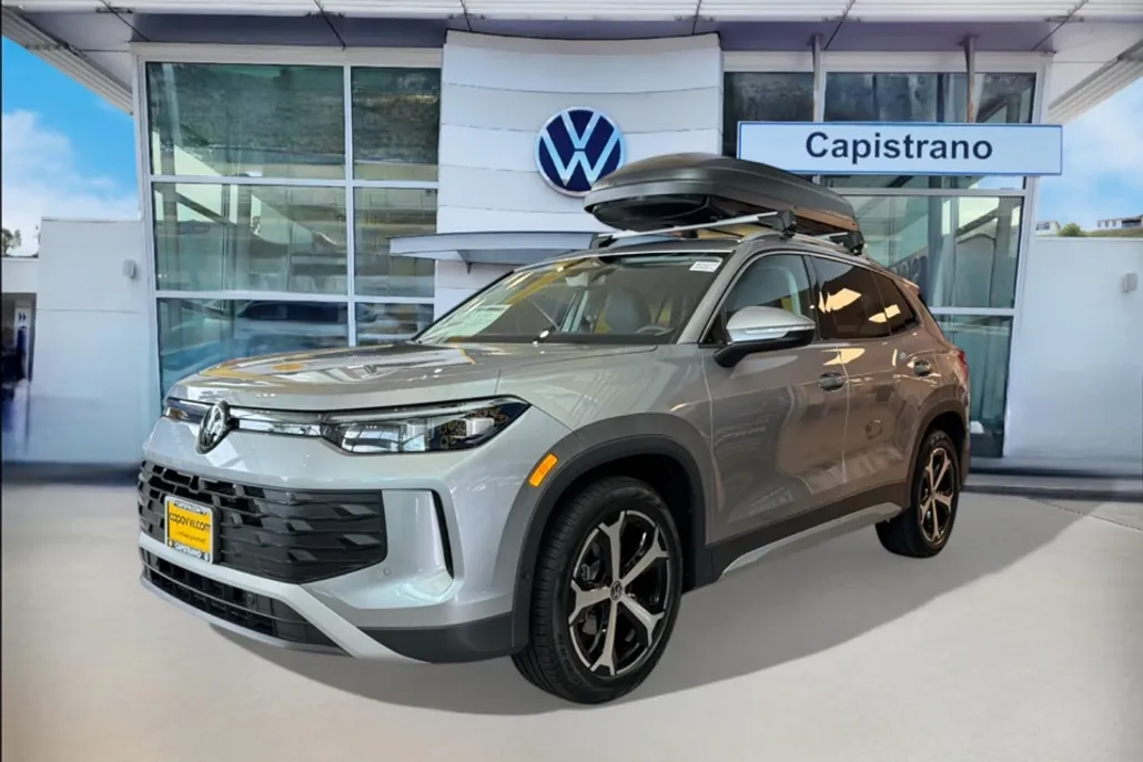 2025 Volkswagen Tiguan SE photo 1