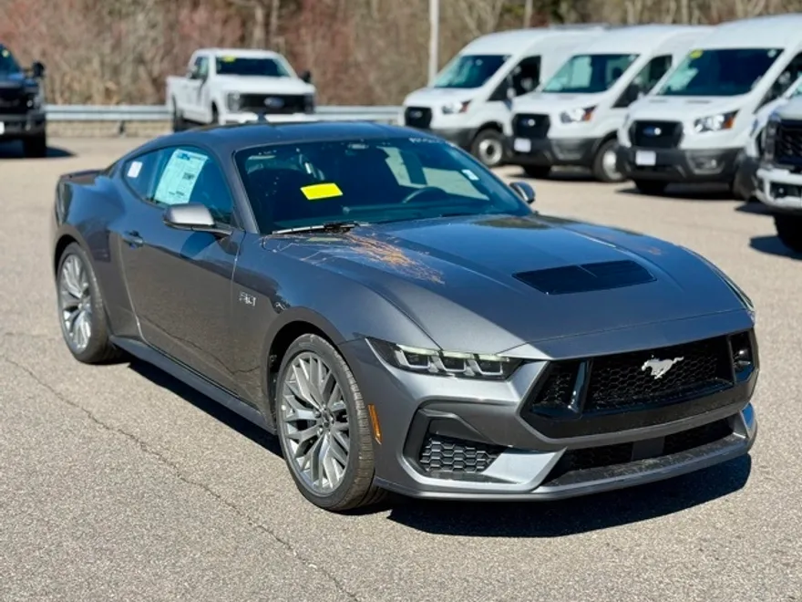 2025 Ford Mustang GT Premium photo 1