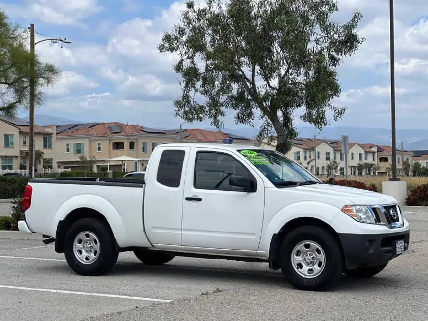 2021 Nissan Frontier SV photo 1