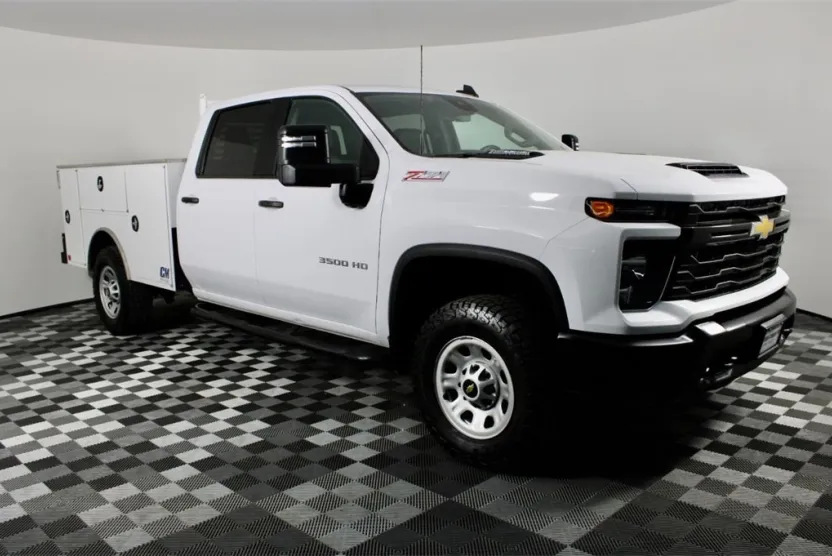 2024 Chevrolet Silverado 3500HD Work Truck photo 1