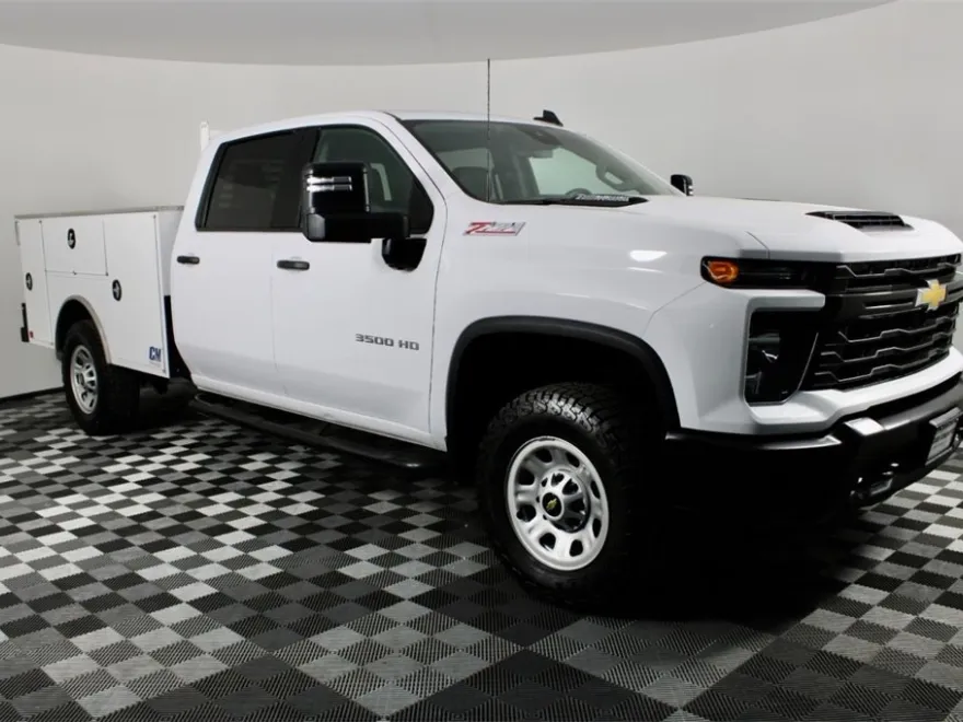 2024 Chevrolet Silverado 3500HD Work Truck photo 1