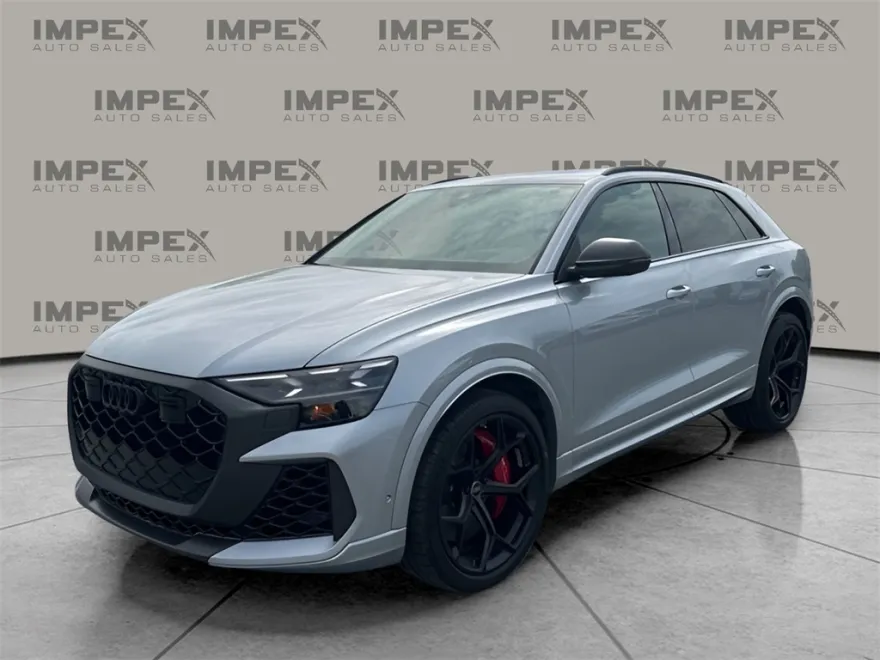2025 Audi RS Q8 photo 1