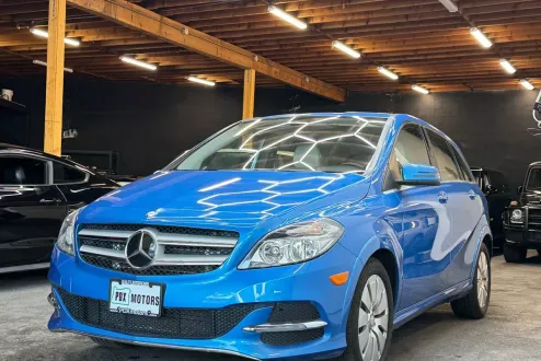 2014 Mercedes Benz B photo 3