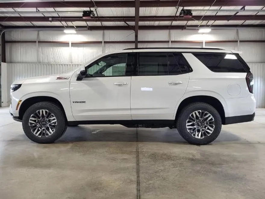 2025 Chevrolet Tahoe Z71 photo 1