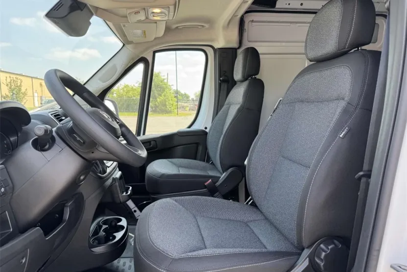 2025 Ram ProMaster 2500 photo 1