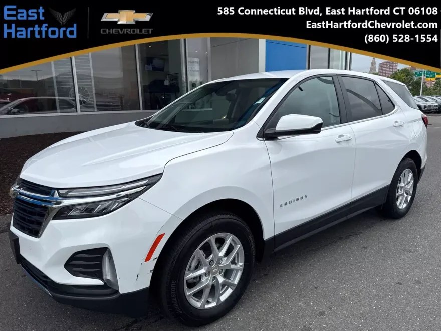 2024 Chevrolet Equinox LT photo 1