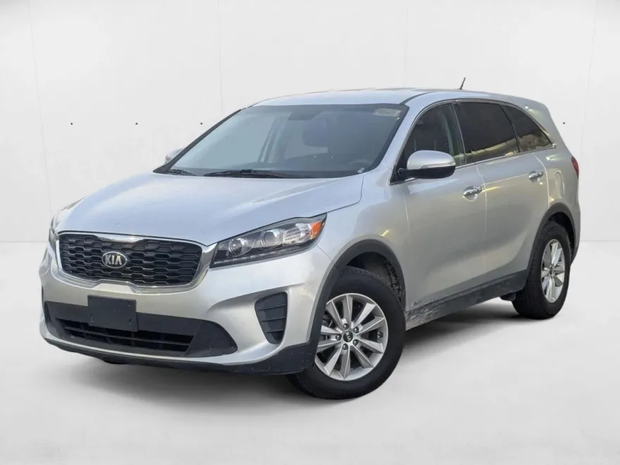 2019 Kia Sorento LX V6 photo 1