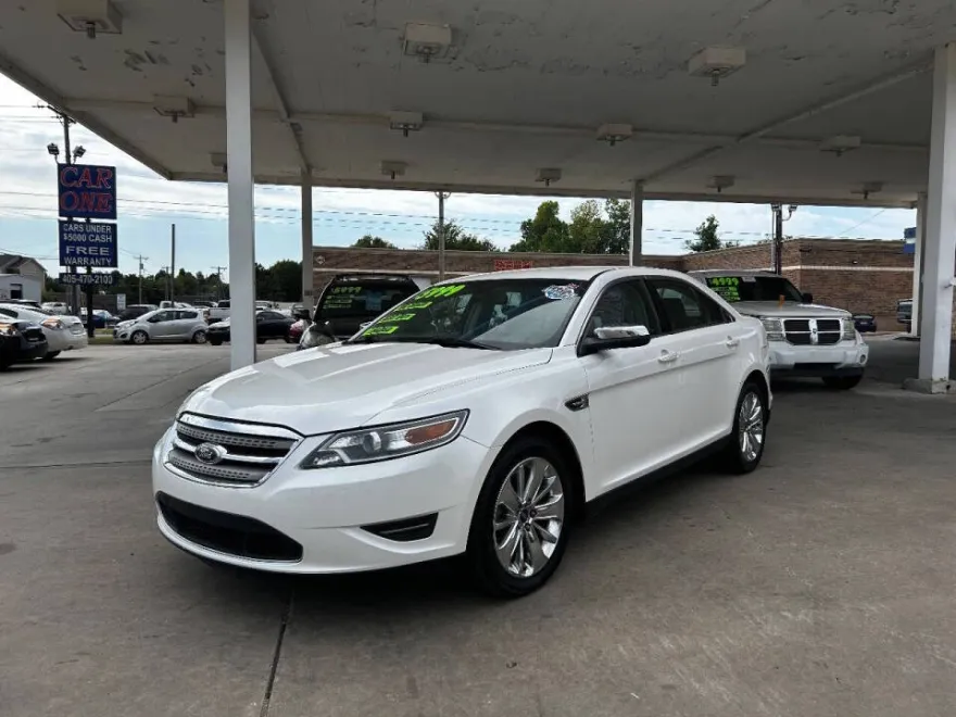 2012 Ford Taurus Limited photo 1