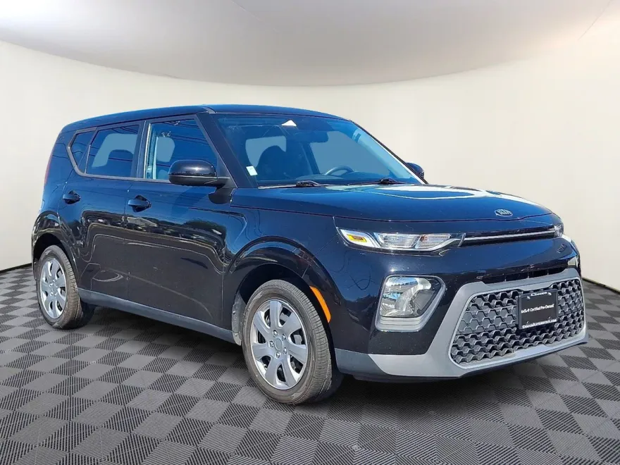 2021 Kia Soul LX photo 1