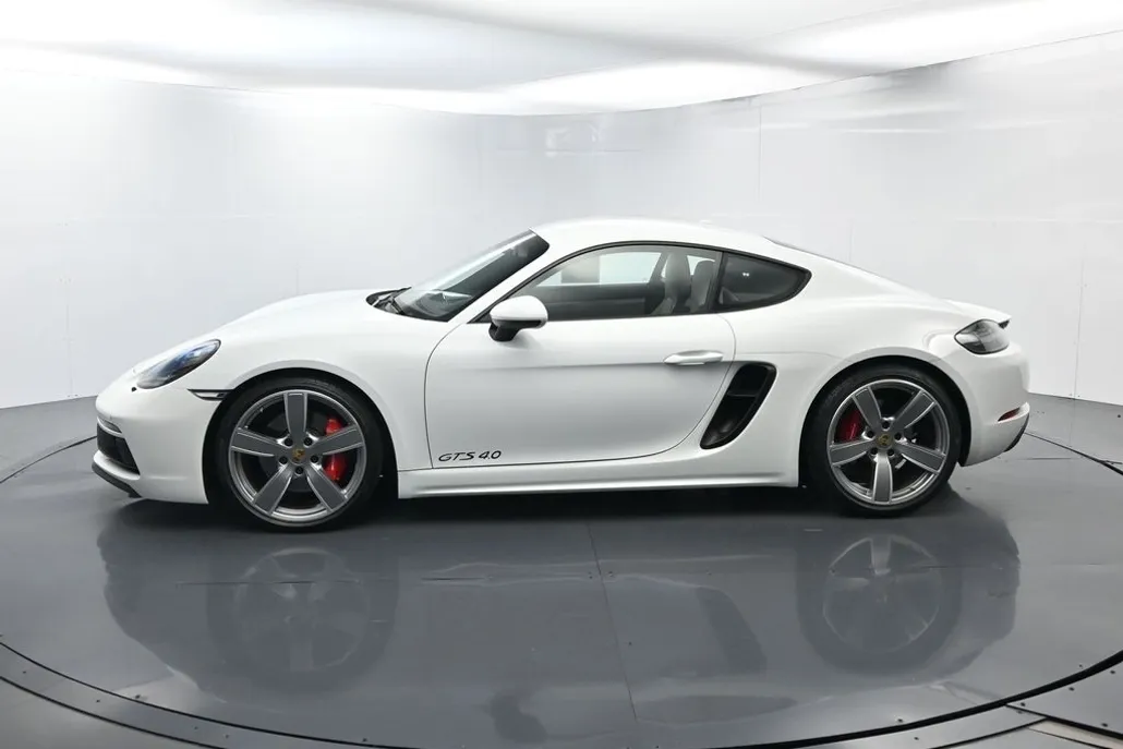 2023 Porsche Cayman GTS 4.0 photo 1