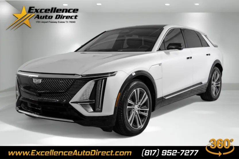 2024 Cadillac Lyriq Luxury Sport photo 1