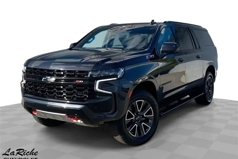 2023 Chevrolet Suburban Z71 photo 1