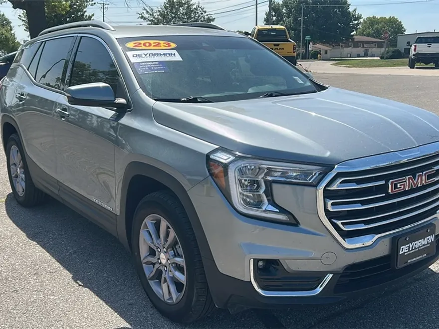 2023 Gmc Terrain SLT photo 1