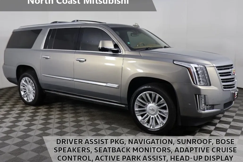 2017 Cadillac Escalade ESV Platinum photo 1