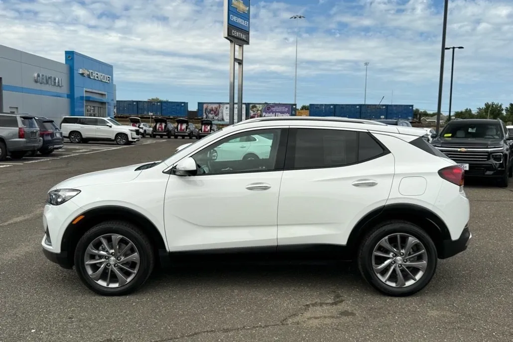 2023 Buick Encore GX Essence photo 1