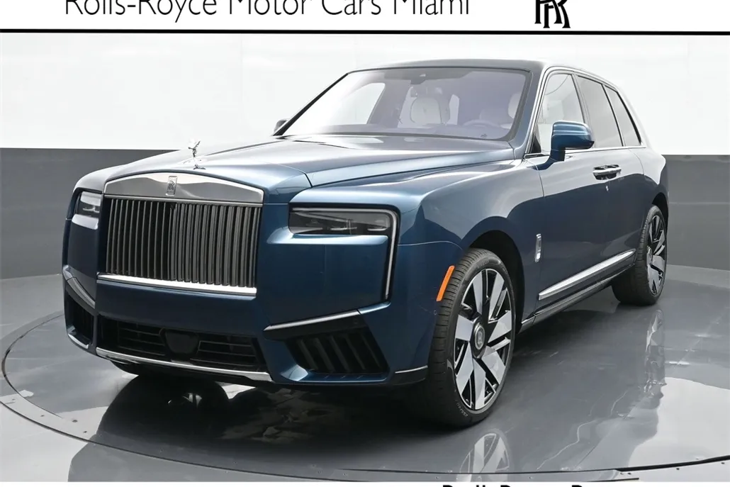 2025 Rolls Royce Cullinan RR photo 1
