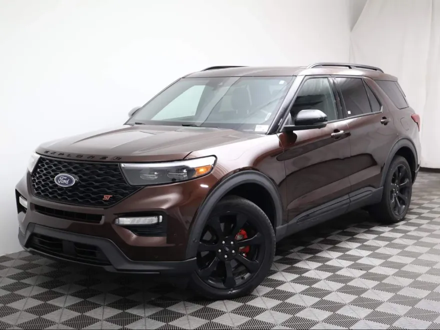 2020 Ford Explorer ST photo 1