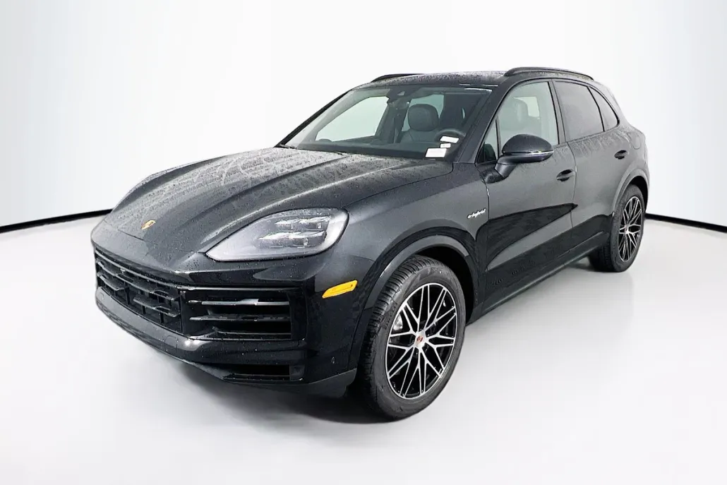 2026 Porsche Cayenne E-Hybrid photo 1