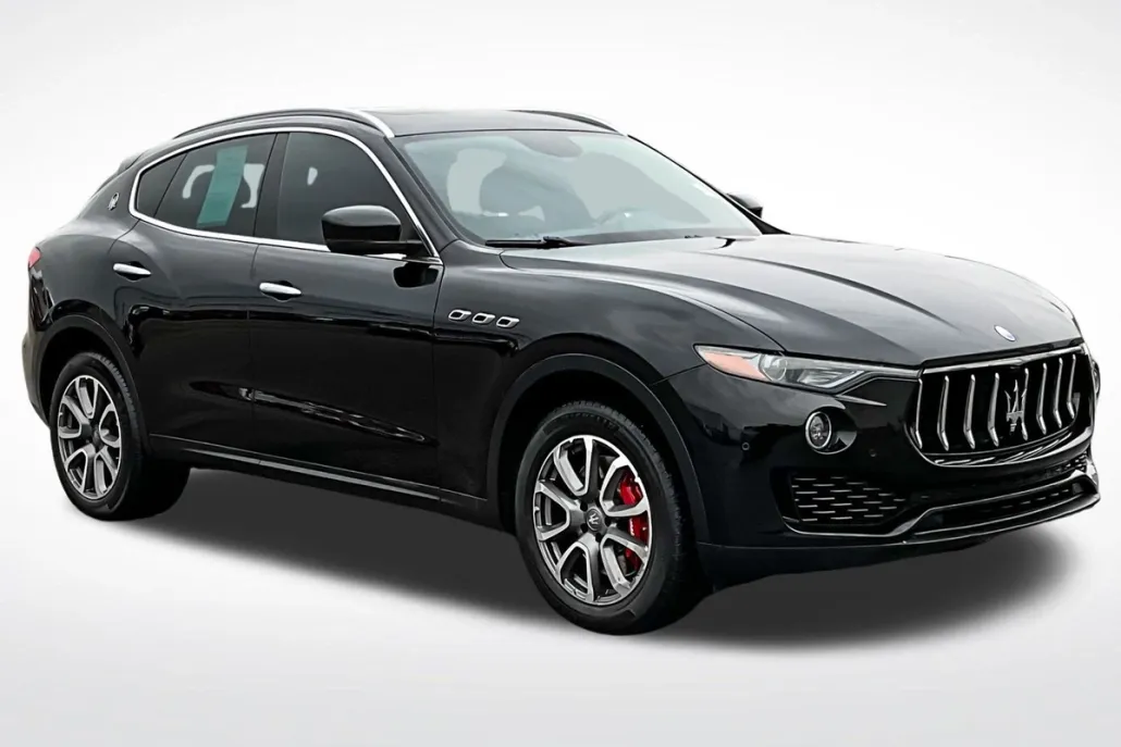 2017 Maserati Levante S photo 1