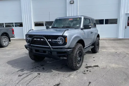 2024 Ford Bronco Wildtrak photo 2
