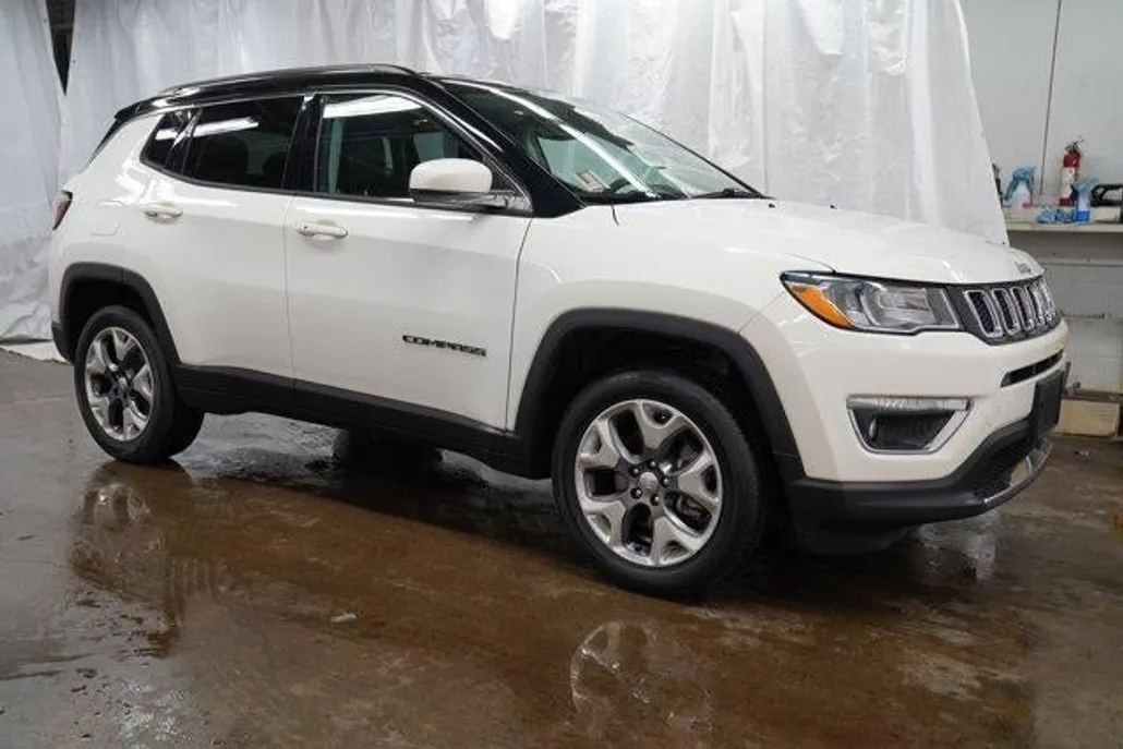 2020 Jeep Compass Limited photo 1