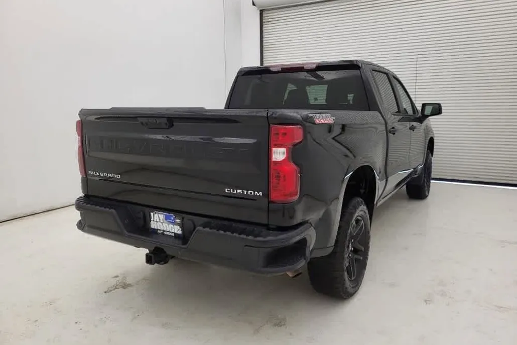 2024 Chevrolet Silverado 1500 Custom Trail Boss photo 1