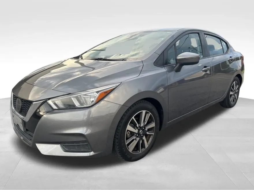 2020 Nissan Versa 1.6 SV photo 1