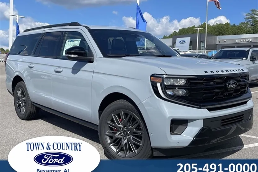 2025 Ford Expedition MAX Platinum photo 1