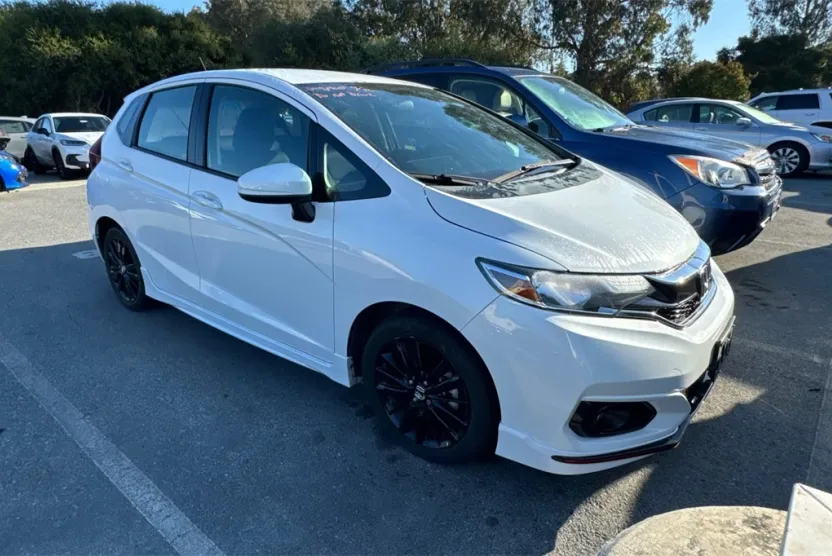 2018 Honda Fit Sport photo 1