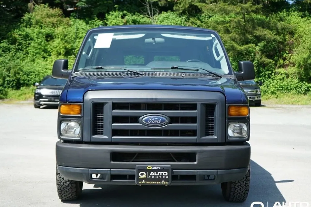 2013 Ford E-150 photo 1