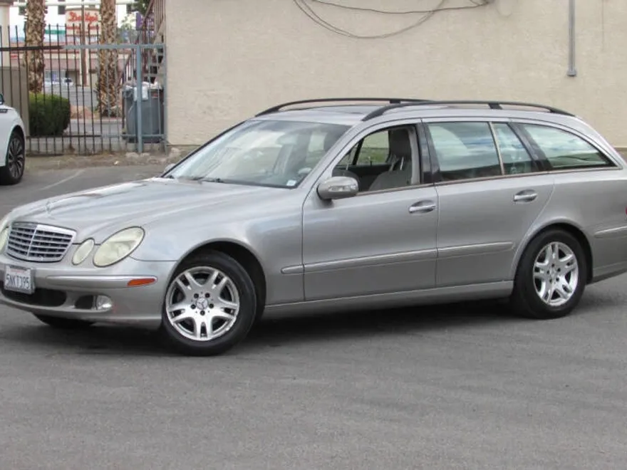 2004 Mercedes Benz E 320 photo 1