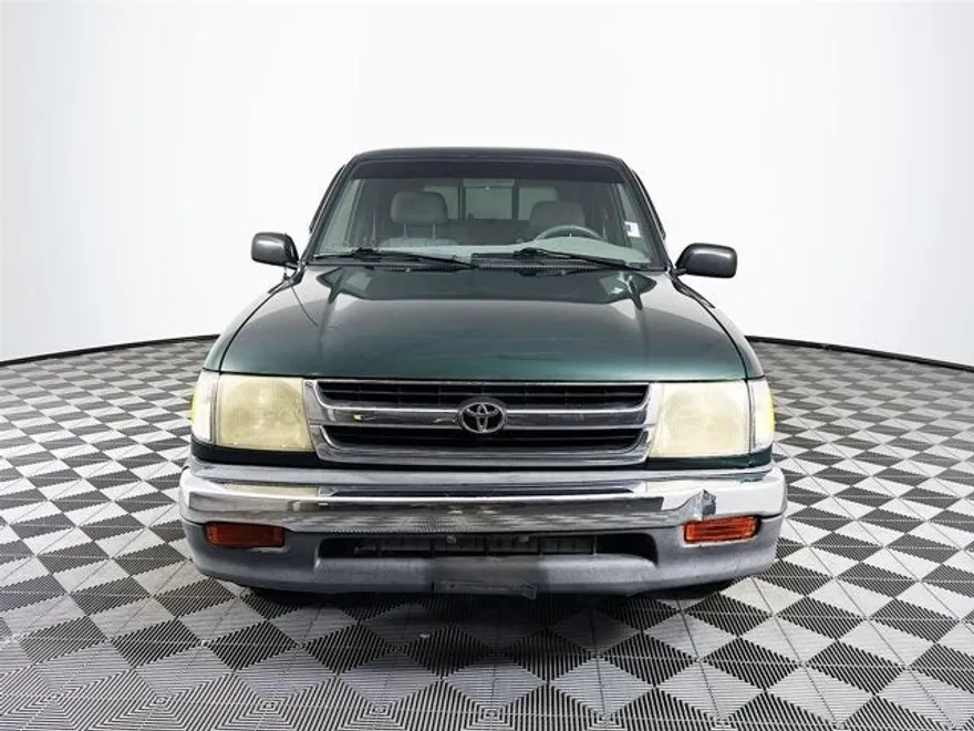 1999 Toyota Tacoma XtraCab photo 2