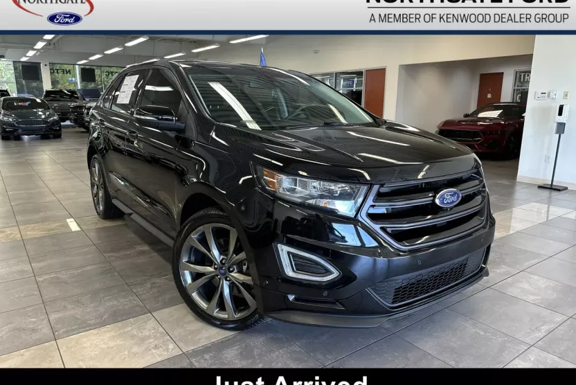 2018 Ford Edge Sport photo 1